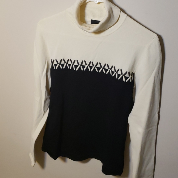 Sweeter TOP - Picture 10 of 16